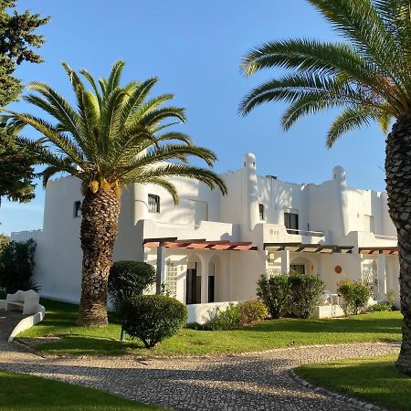 Superb Beach Townhouse At Vila Gaivota Resort Ferragudo (Faro) Exterior foto