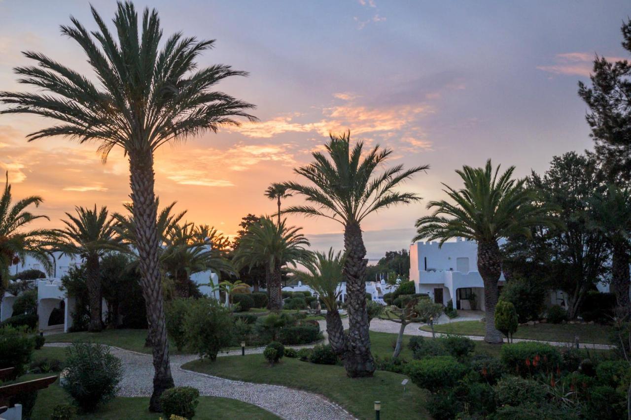 Superb Beach Townhouse At Vila Gaivota Resort Ferragudo (Faro) Exterior foto