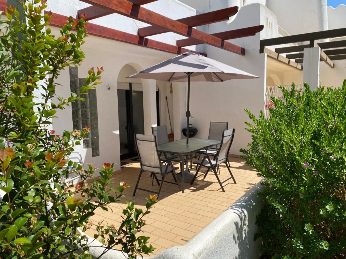Superb Beach Townhouse At Vila Gaivota Resort Ferragudo (Faro) Exterior foto